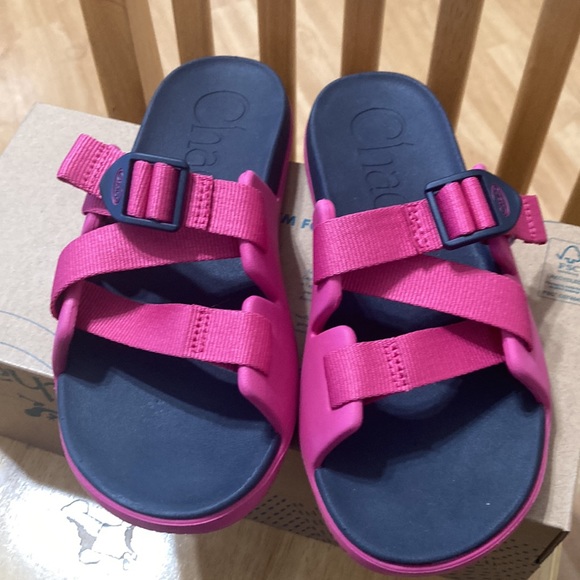 Chaco sandals - Picture 2 of 4